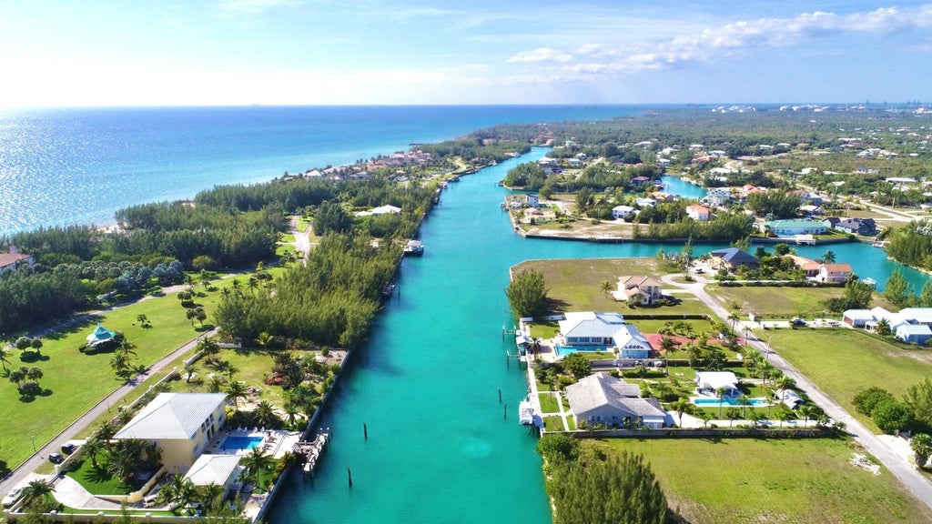 26-26a Princess Isles, Freeport Grand Bahama